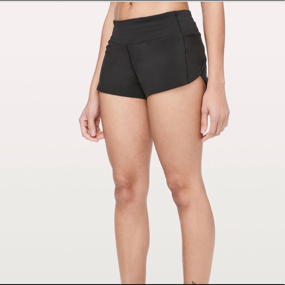 Lululemon Size 4 black shorts
